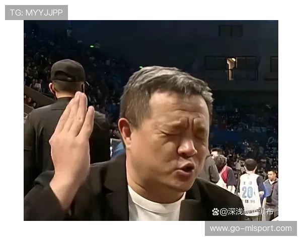 解说哭着解说主队被淘汰，解说th